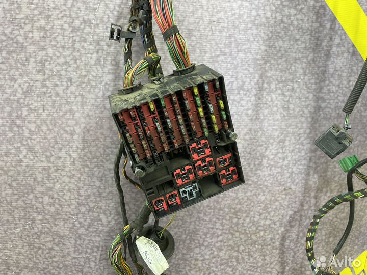 Блок предохранителей салонный Ford Fusion Фьюжн