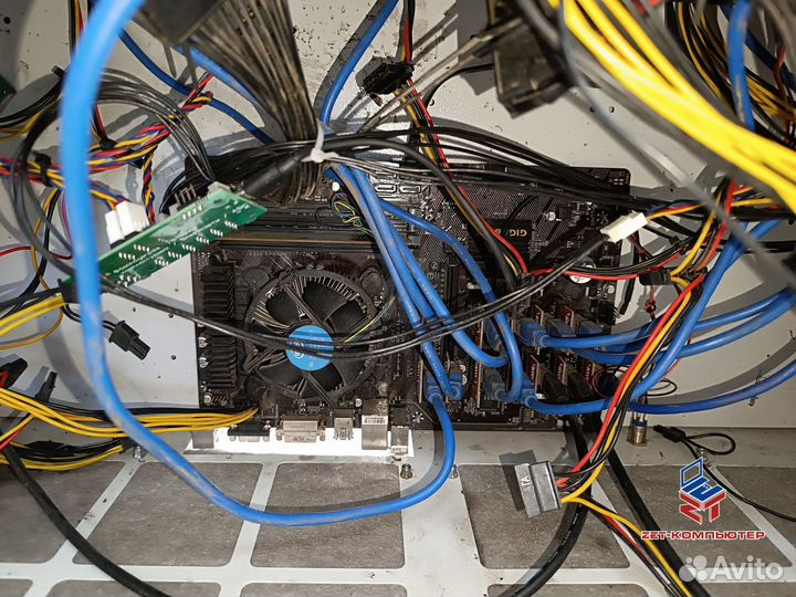 Корпус закрытый для майнинга на 12 карт в сборе