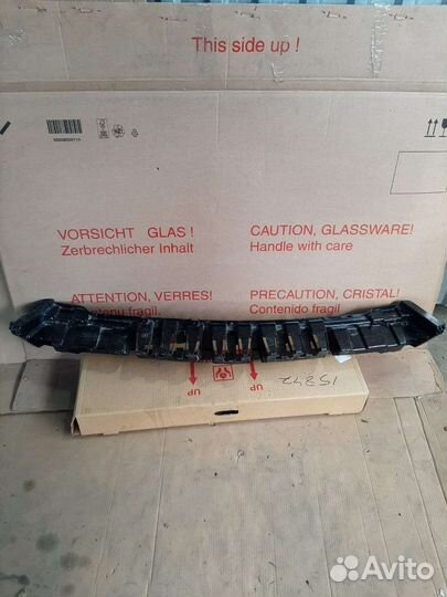 Наполнитель переднего бампера Challenger