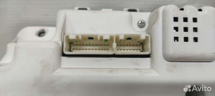 Щиток приборов Lexus RX 2 USA