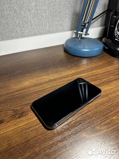 iPhone Xs, 256 ГБ
