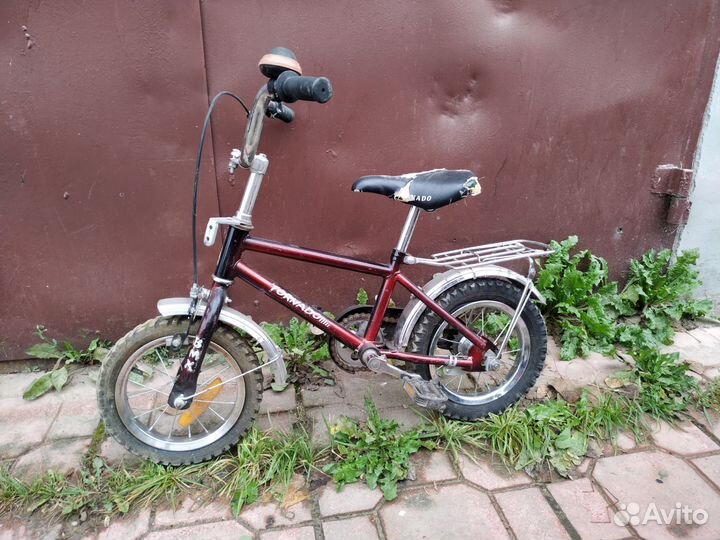 Велосипеды и самокаты по 100р