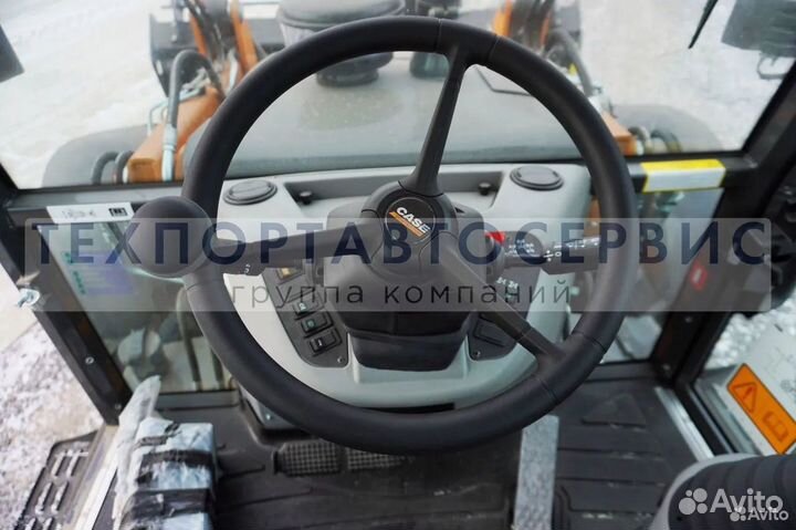 Экскаватор-погрузчик CASE 695 ST, 2023