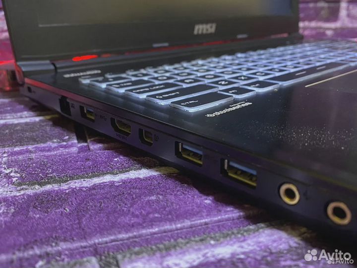 Ноутбук MSI GTX 960