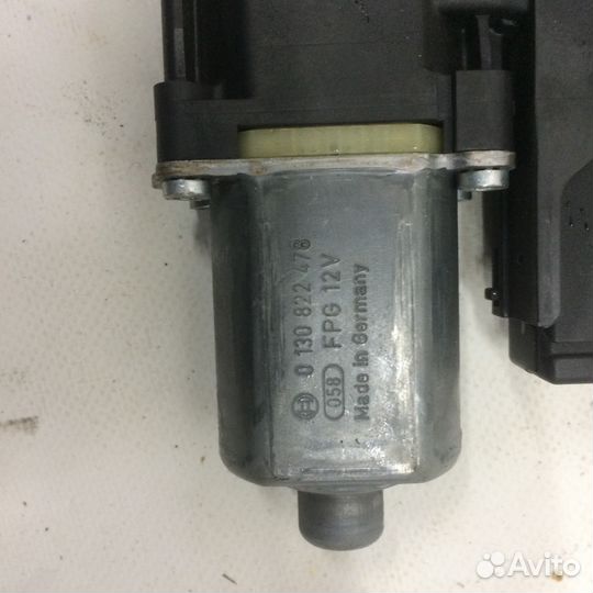 Моторчик стеклоподъемника Флюенс передний правый