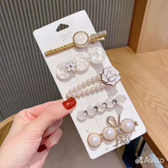 Набор заколок для волос