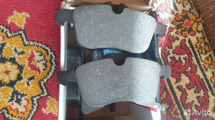 Продаю колодки новые