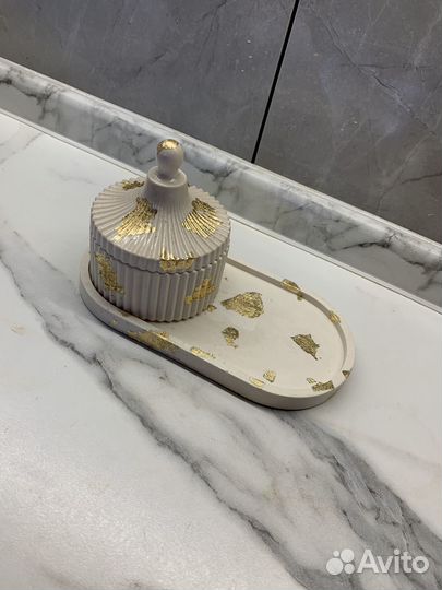 Набор декоративный (шкатулка с подставкой)