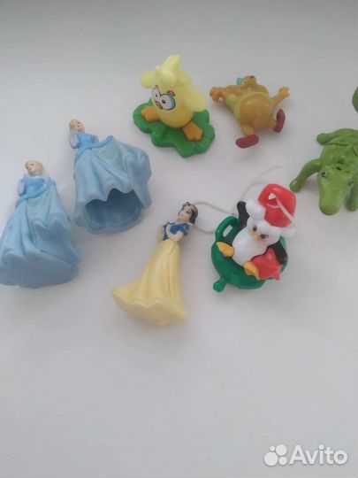 Лошадки, игрушки Киндер