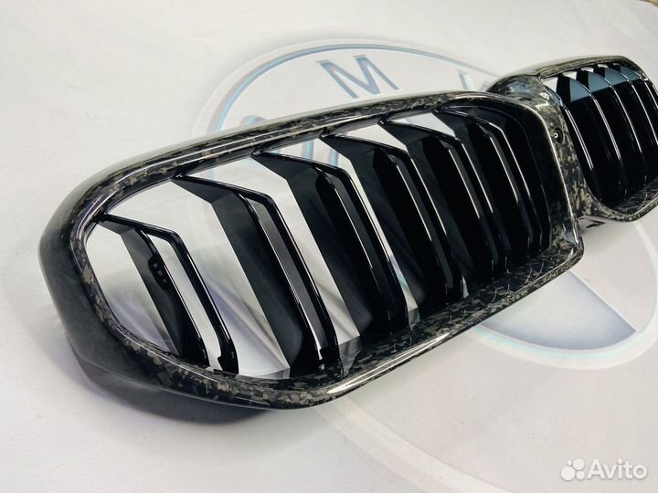 Решетка радиатора BMW 5 G30 M-стиль кованый карбон