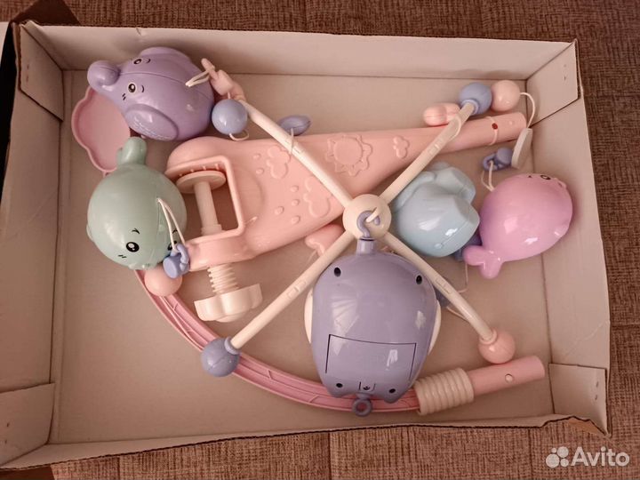 Мобиль на детскую кроватку