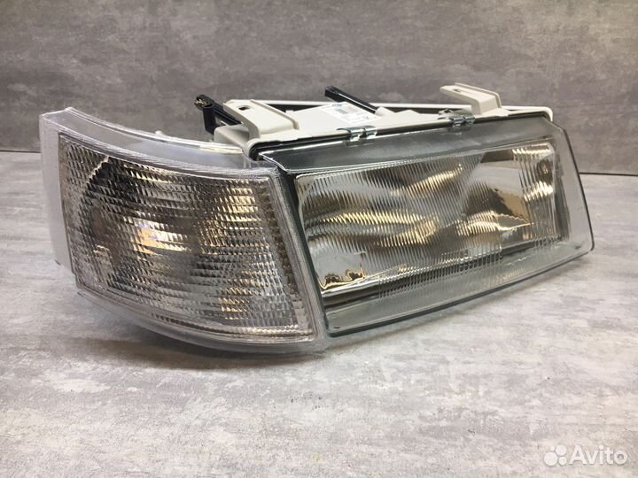 Фара правая Ваз 2110-2112