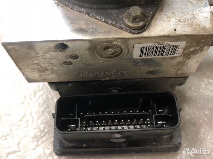 Блок абс насос ABS VW Passat B7 2011-2015