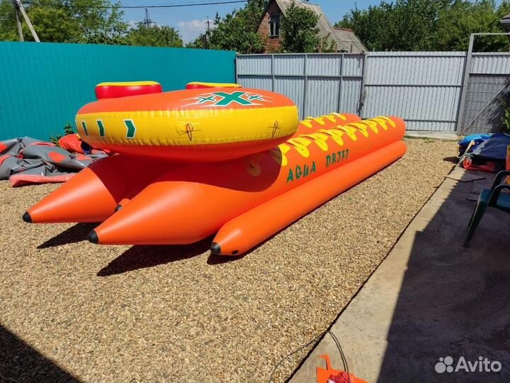 Водный аттракцион банан