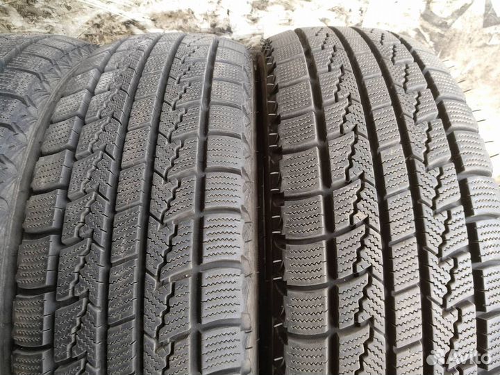 Roadstone Winguard Ice 185/65 R15 88T