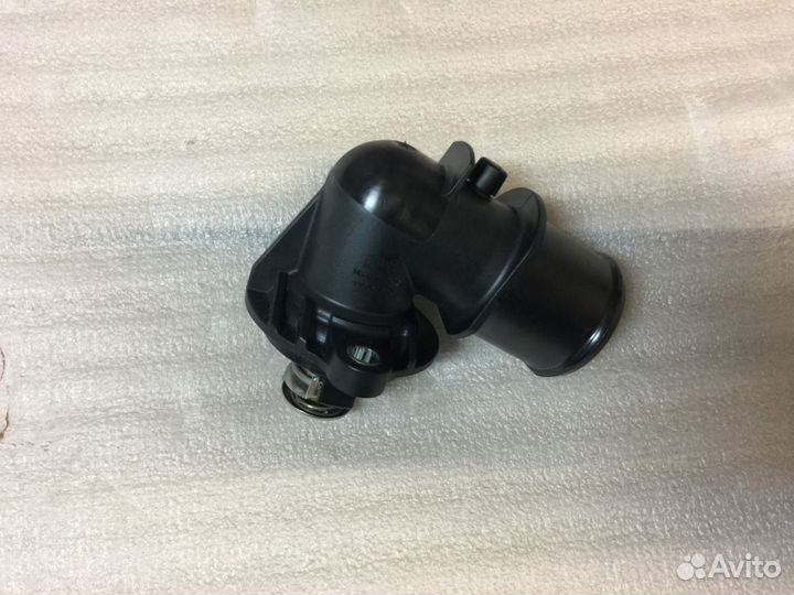 Термостат Grand Cherokee WK2 3.0 CRD 68253514AA