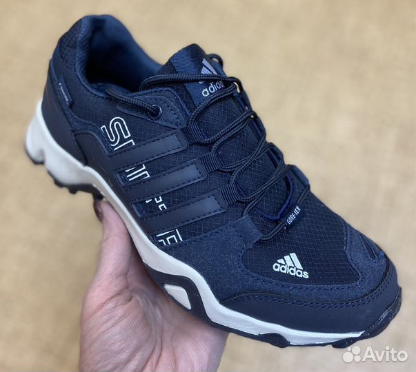 Кроссовки мужские Adidas 43