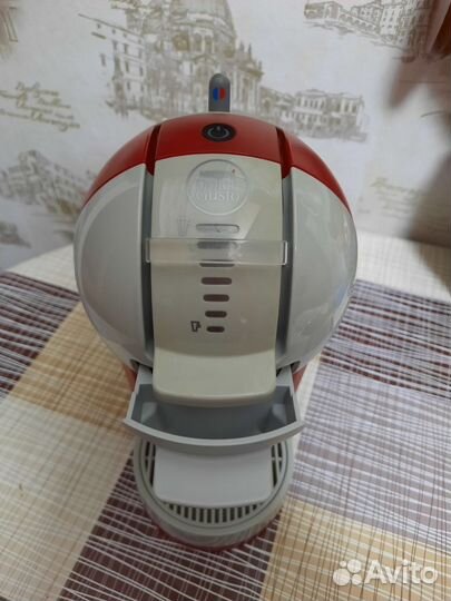 Кофемашина Nescafe Dolce Gusto