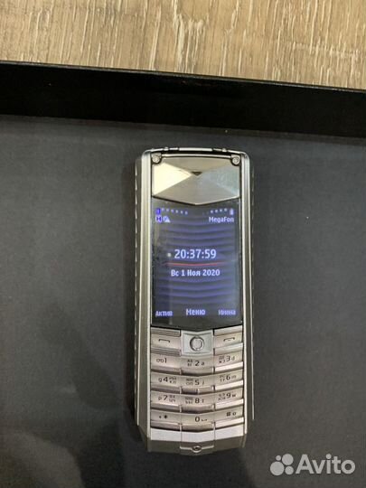 Телефон Vertu