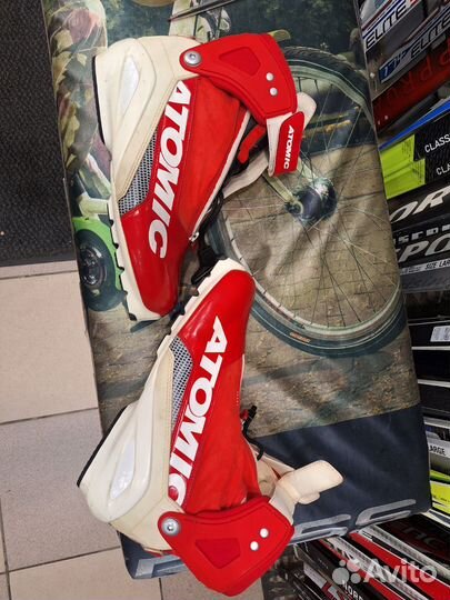 Лыжные ботинки atomic 45р 29см конек снс