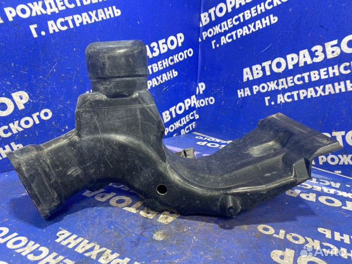 Воздухозаборник Nissan Cefiro A33 седан 2000