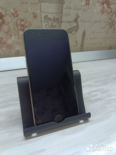 iPhone 6S, 64 ГБ