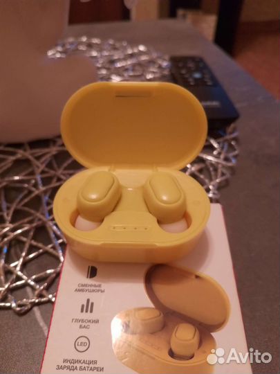 Без проводные наушники