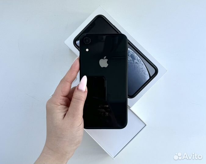 iPhone Xr, 64 ГБ