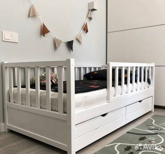 Детская кровать Basic бук