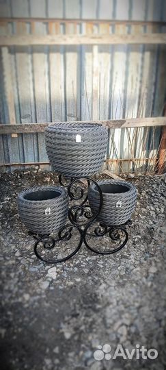 Подставка для цветов напольная