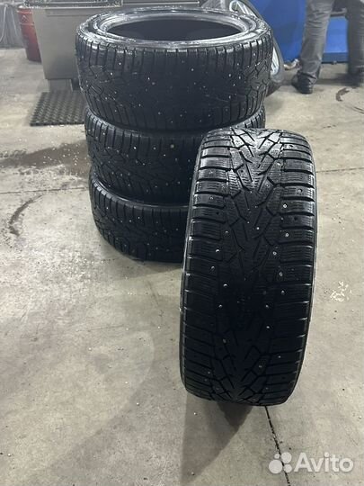 Nokian Tyres Hakkapeliitta 7 235/45 R17 97T