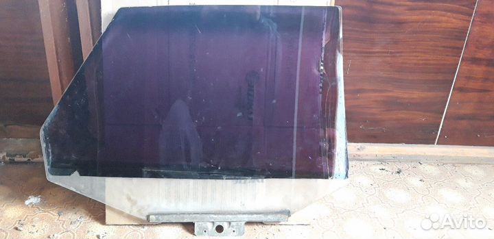 Стекло ваз21010