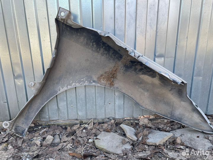 Крыло переднее левое Citroen C4