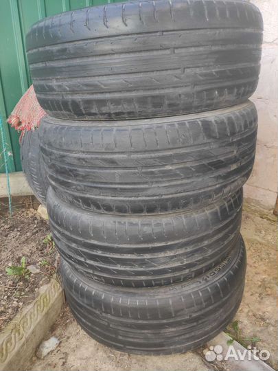 Nokian Tyres Hakka Black 215/55 R17
