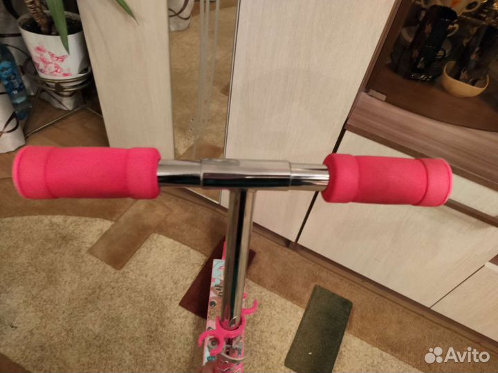 Самокат LOL surprise двухколёсный со свет. эффект