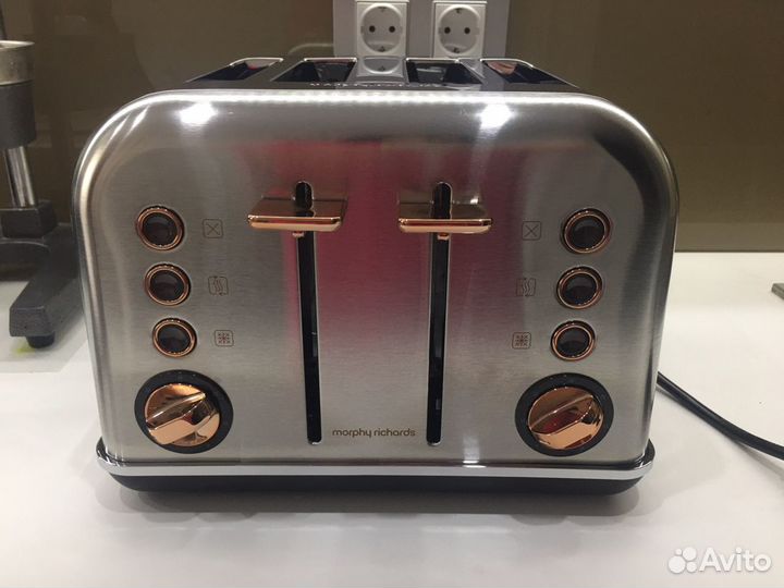 Тостер Morphy Richards