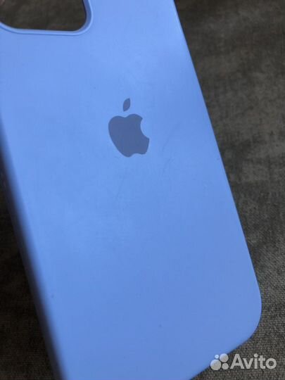 Чехол на iPhone 12