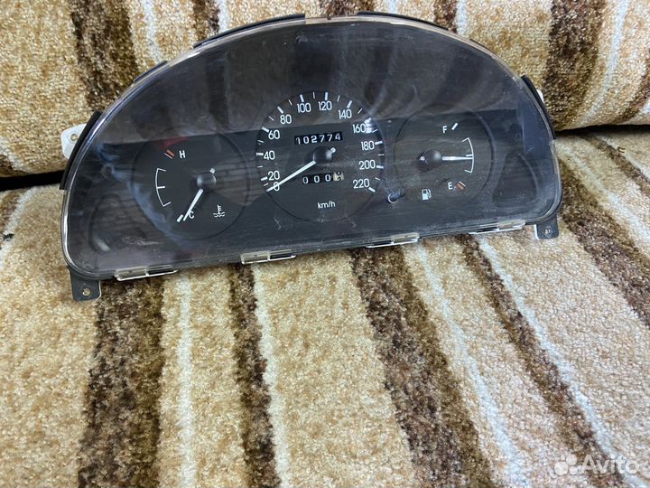 Приборная панель lanos