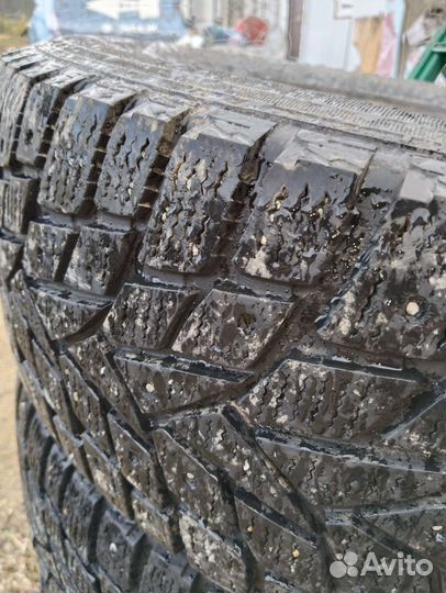 Dunlop Grandtrek Ice 02 215/65 R16 102