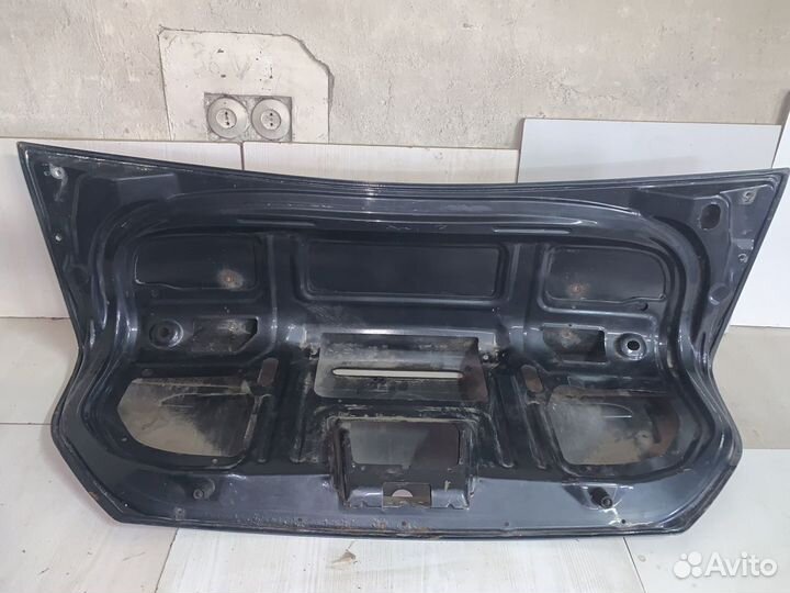 Крышка багажника Ford Focus 1 седан