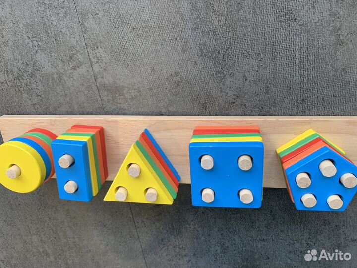 Развивающие игрушки сортер, пирамидка