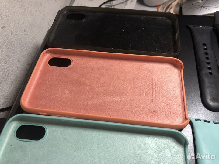 Чехлы и ремешки на iPhone 10