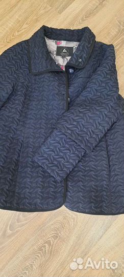 Продам куртку осень-весна. Размер 48