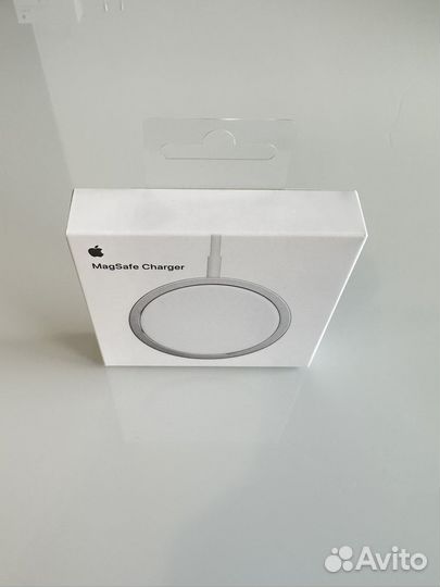 Беспроводное зарядное устройство Apple MagSafe