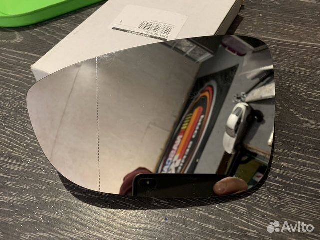 Зеркальный элемент левый jetta scirocco passat b7