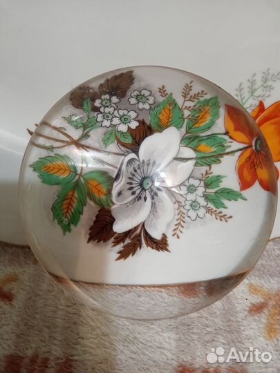 Увеличительное стекло