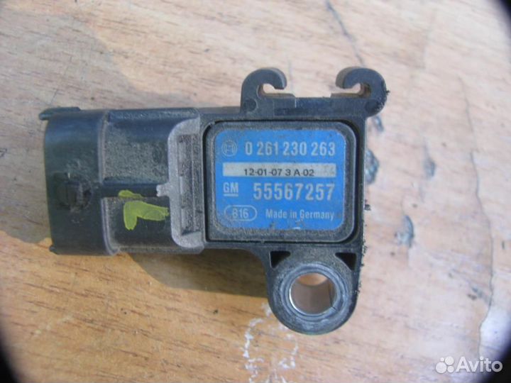 Датчик давления воздуха Opel Astra J GTC