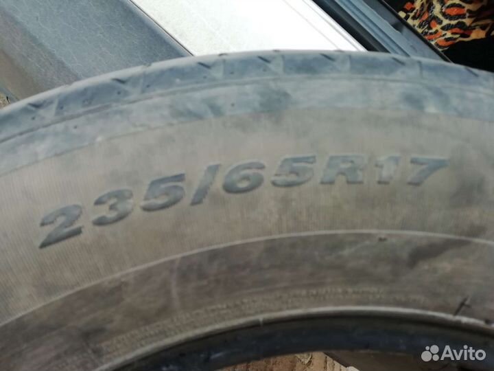 Nexen N8000 235/65 R17