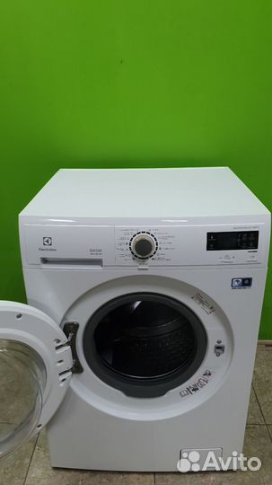 Стир.машинка electrolux на 8кг С сушкой белья