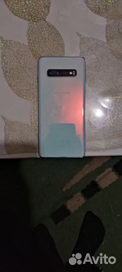 Samsung Galaxy S10, 8/128 ГБ